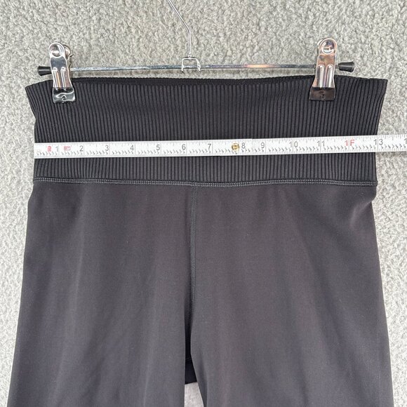Vuori Studio Pocket Shorts Black Ribbed Waist High Rise Size Medium - Picture 3 of 10